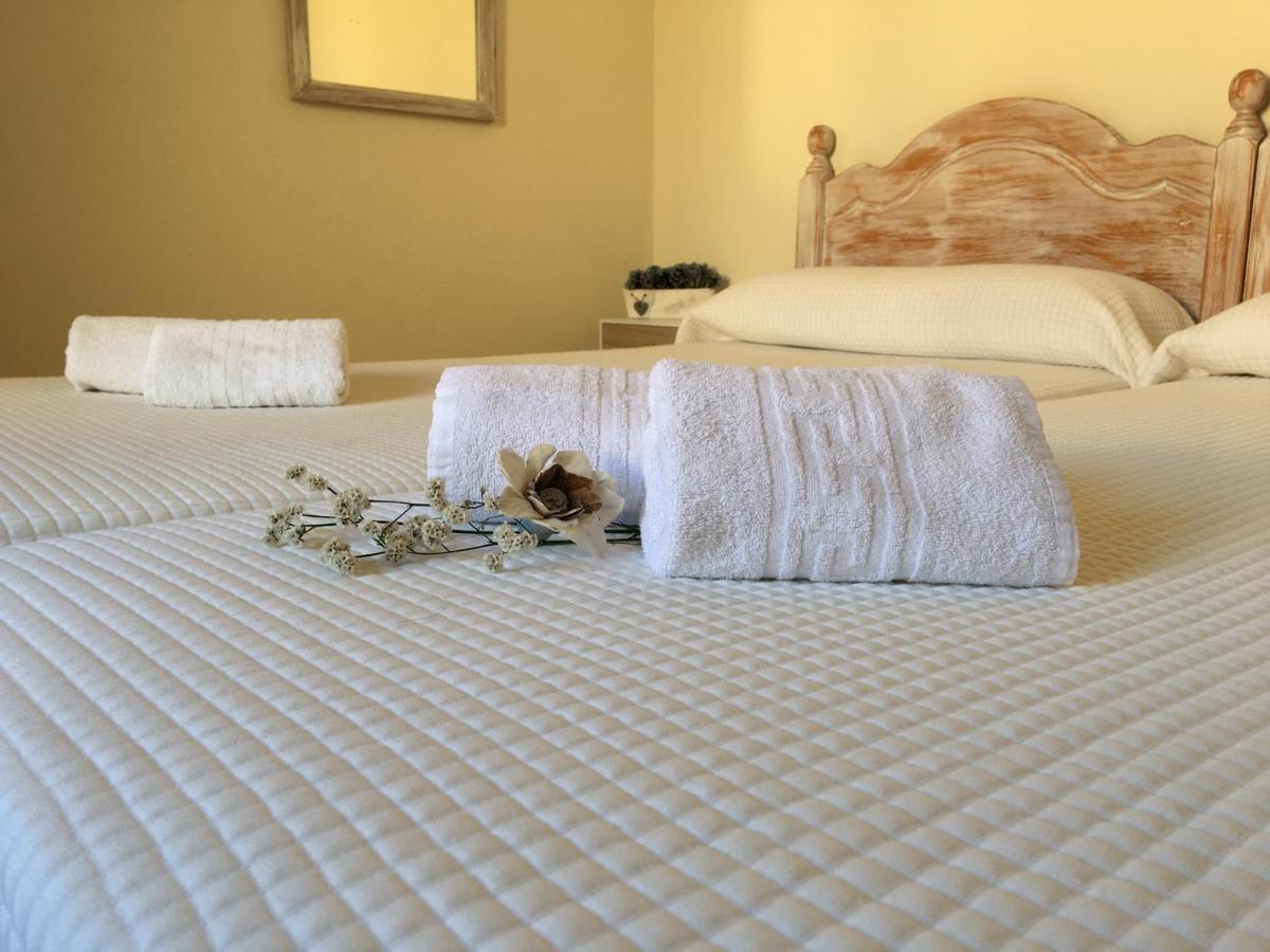 Apartamentos Surest Cala'N Blanes  Екстериор снимка