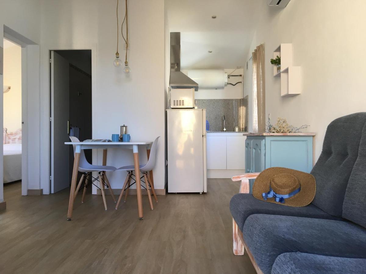 Apartamentos Surest Cala'N Blanes  Екстериор снимка