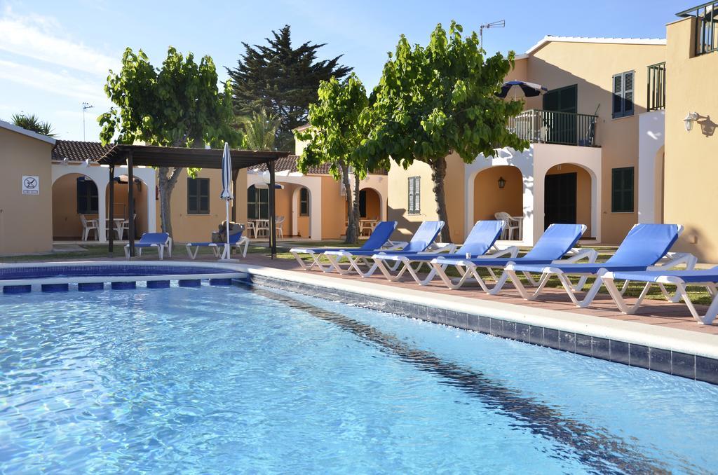 Apartamentos Surest Cala'N Blanes  Екстериор снимка